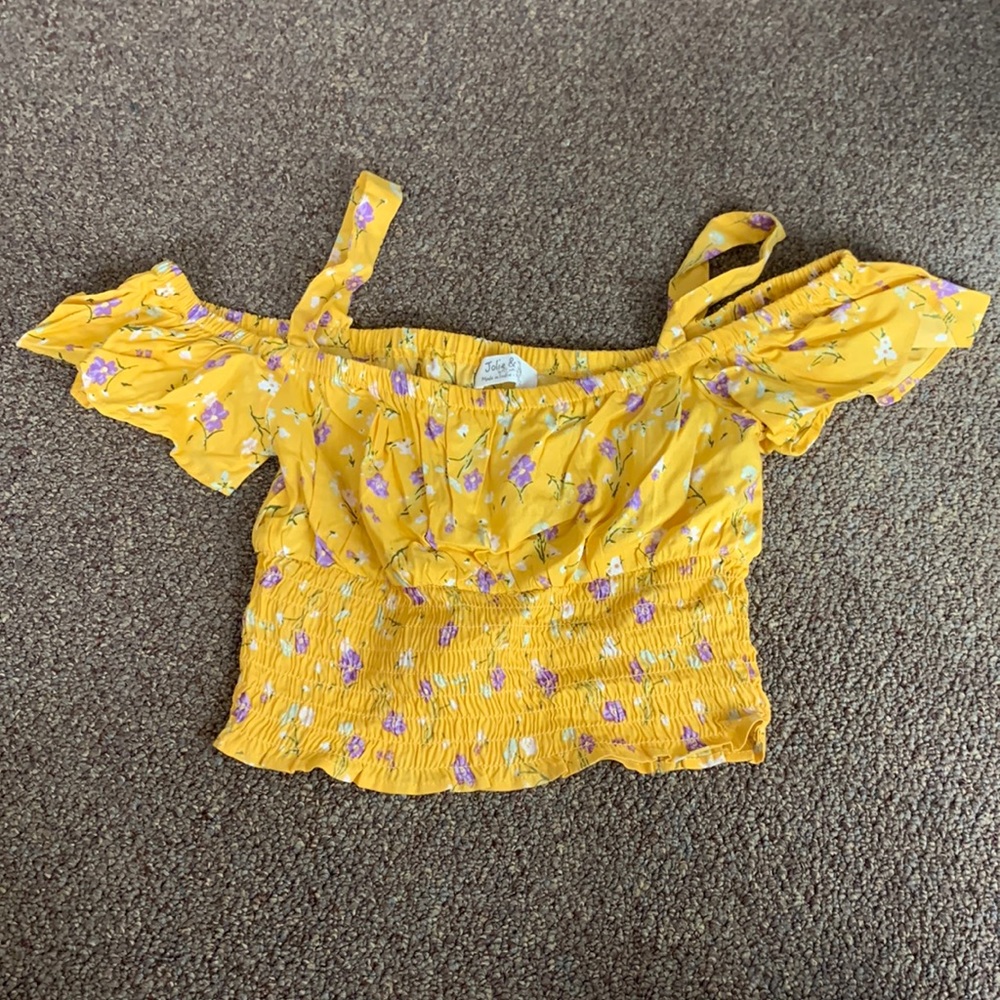 Kids cropped top.